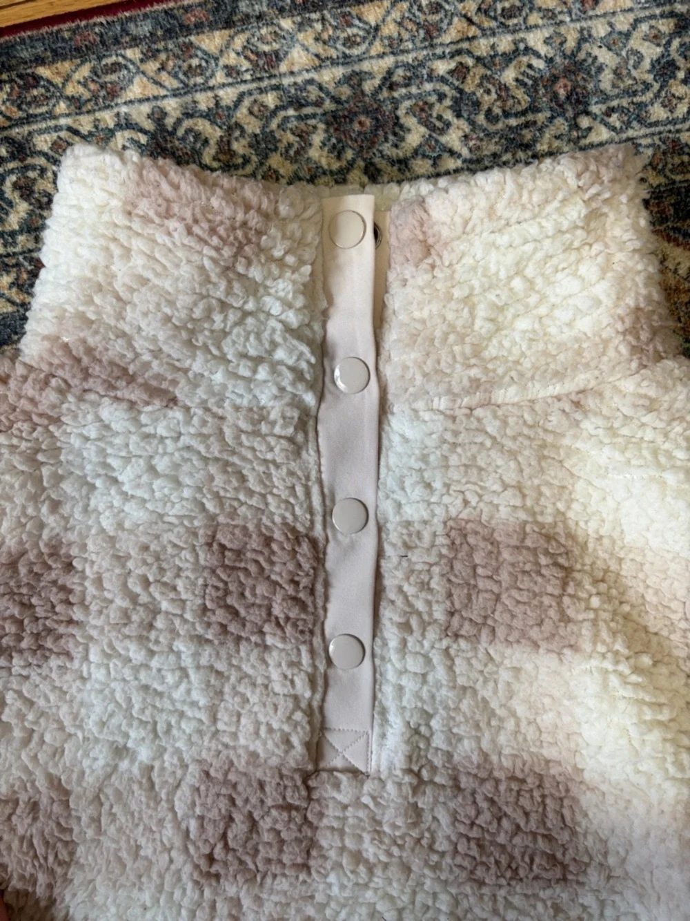 SO Women's Cream and Light Brown Sherpa Pullover - Picture 3 of 4